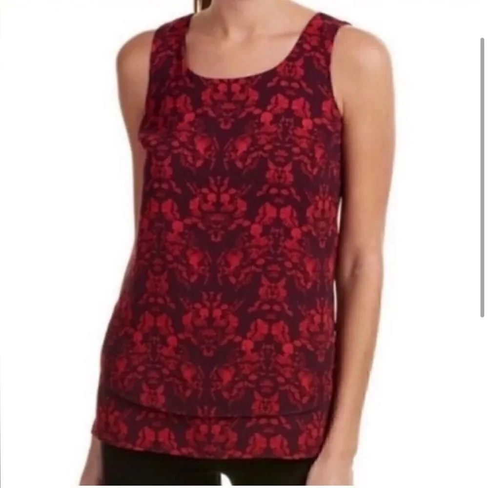 Cabi Red Cameo Print Sleeveless Blouse Top
